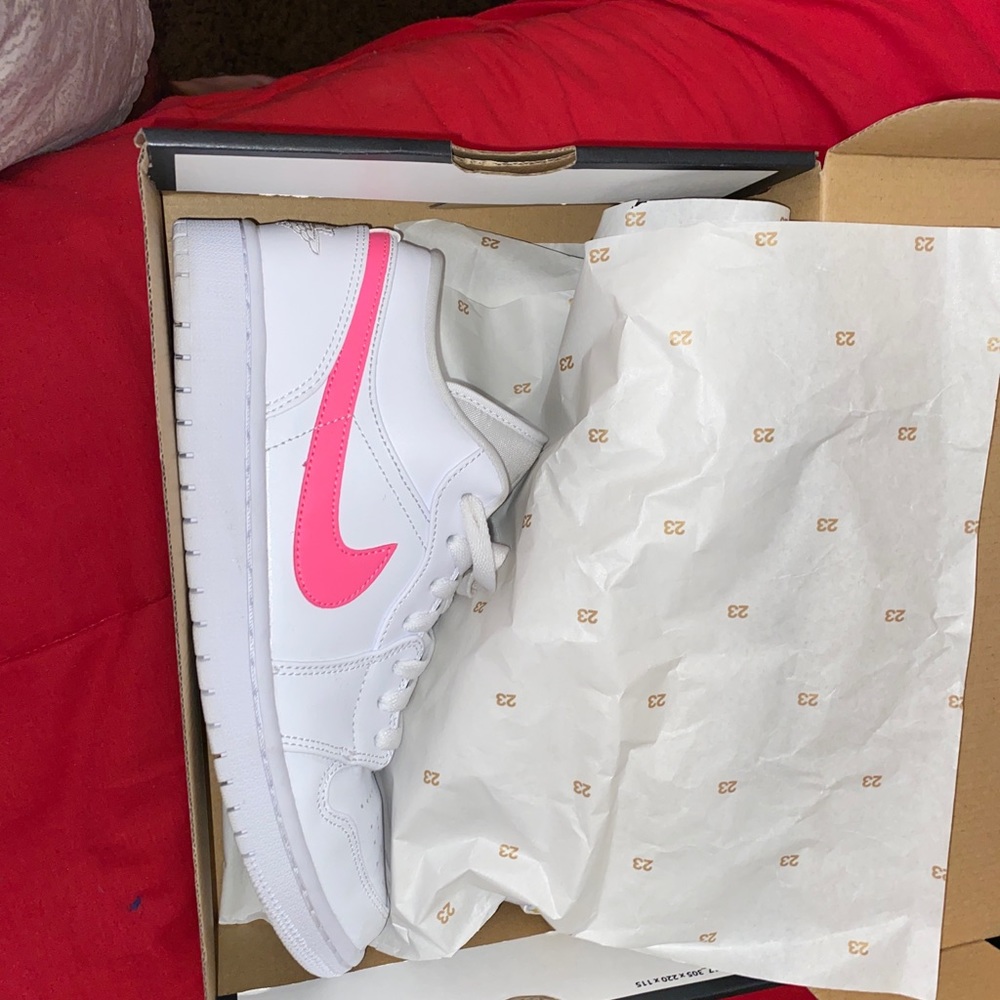 Air Jordan 1 low
